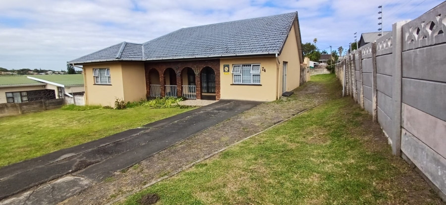 4 Bedroom Property for Sale in Saxilby Eastern Cape